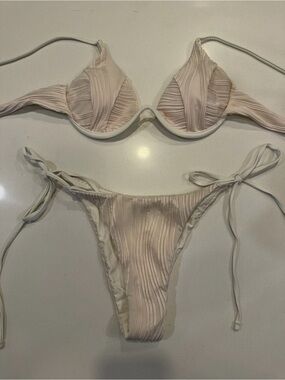 SeaMolly Ribbed Tie-Side Bikini Set in light beige. Size Small